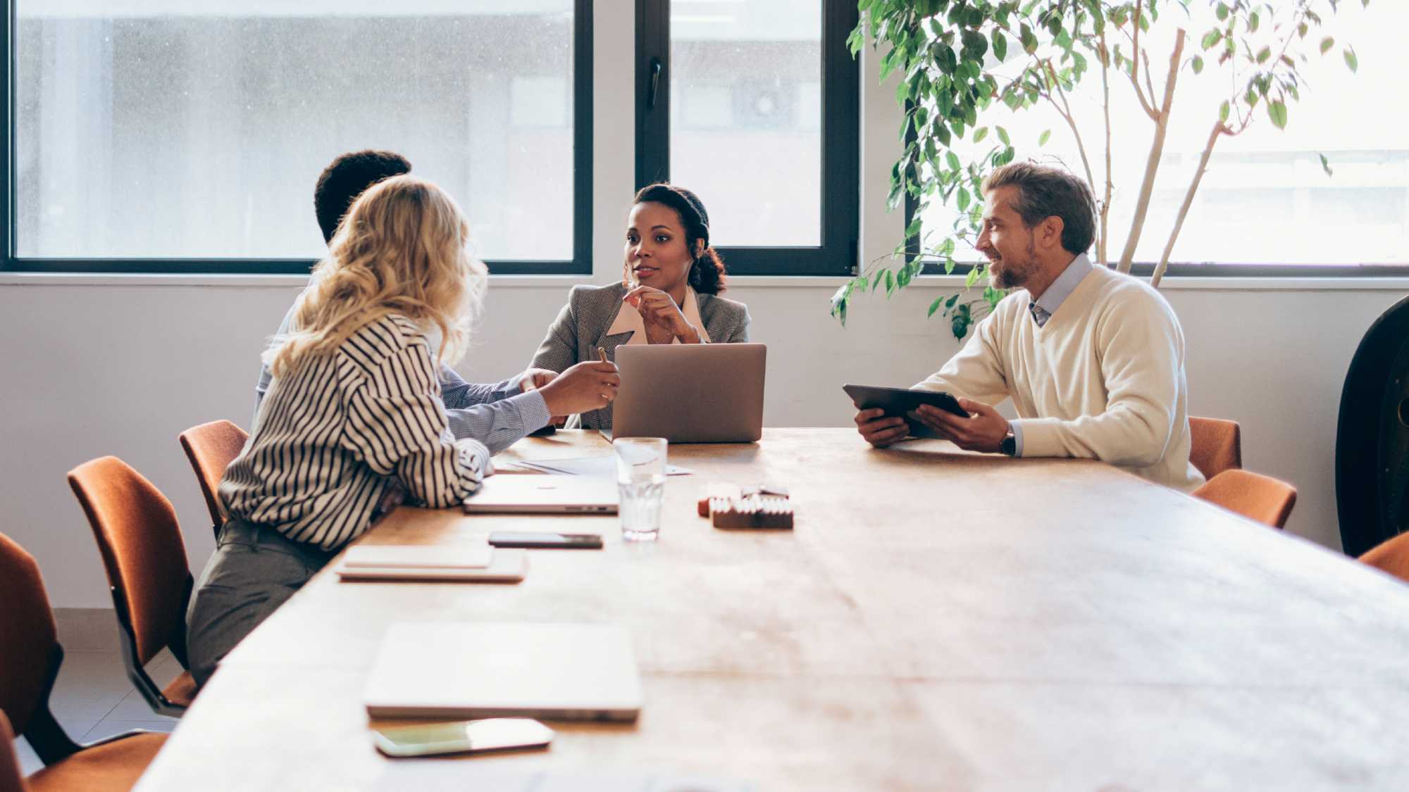 ZIg-Zag-Best-Practices-Considerations-for-Selecting-PEO